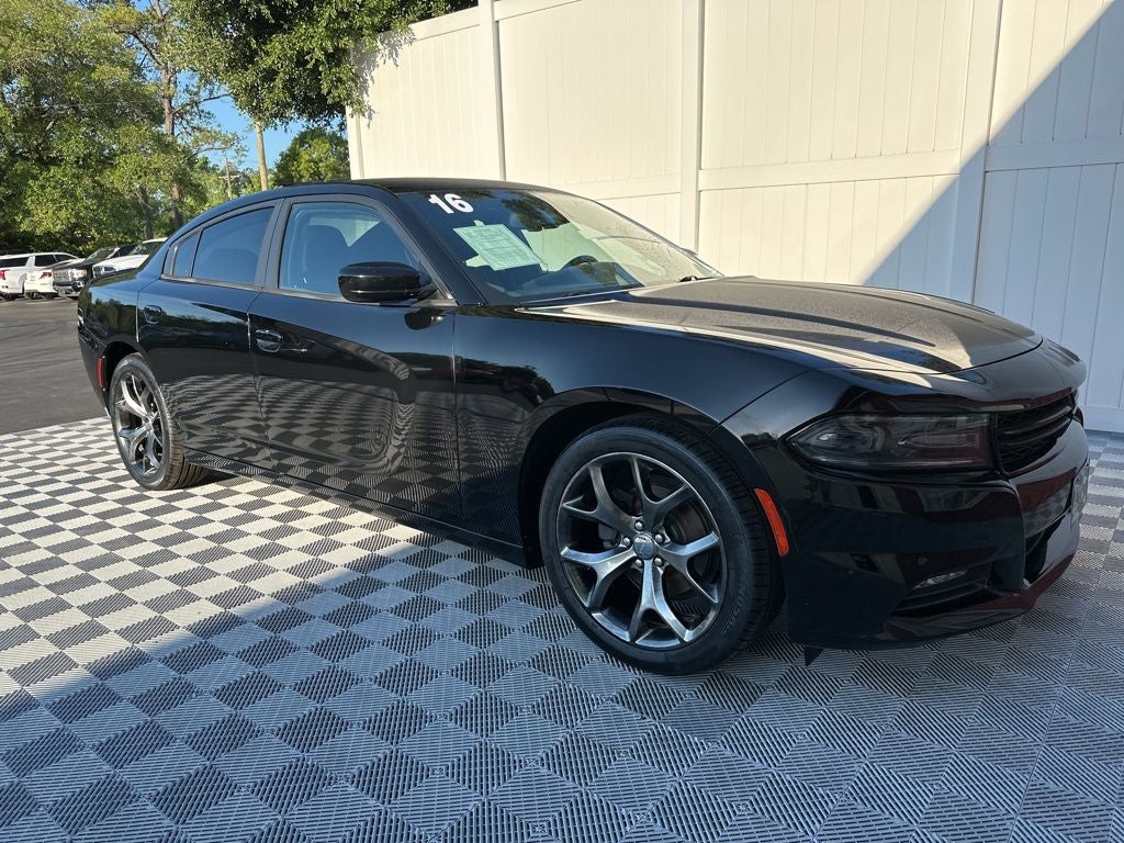2016 Dodge Charger SXT