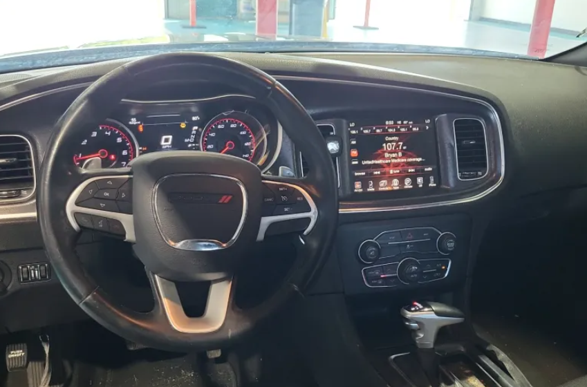 2016 Dodge Charger SXT