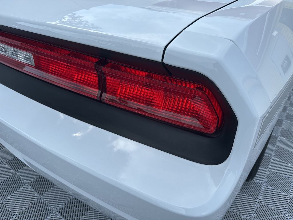 2012 Dodge Challenger SXT