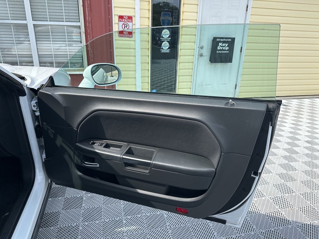 2012 Dodge Challenger SXT