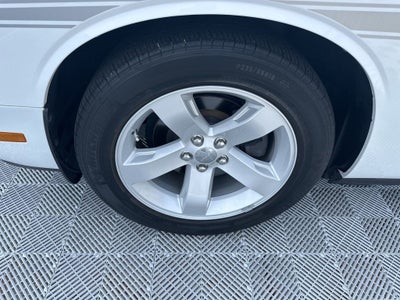 2012 Dodge Challenger SXT