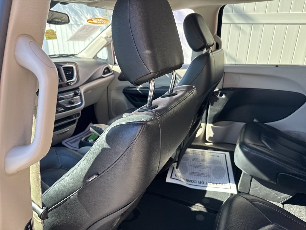 2019 Chrysler Pacifica Touring L