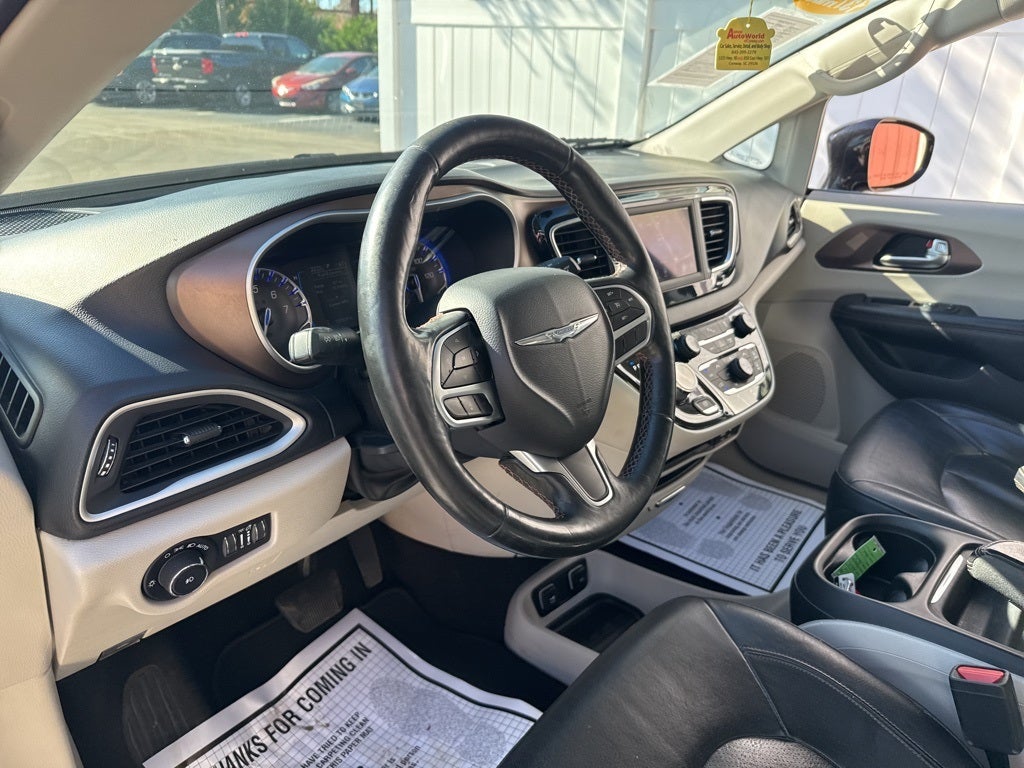 2019 Chrysler Pacifica Touring L