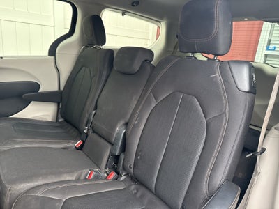 2020 Chrysler Pacifica Touring