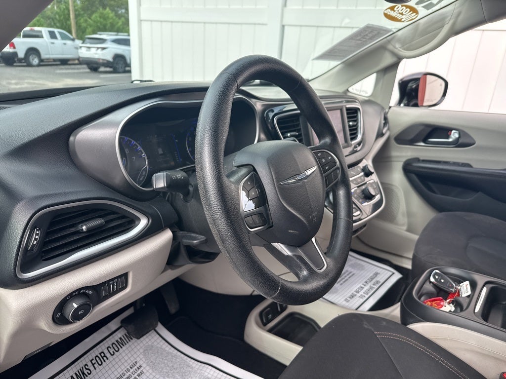 2020 Chrysler Pacifica Touring