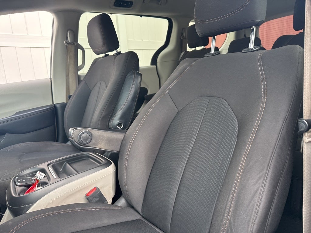 2020 Chrysler Pacifica Touring