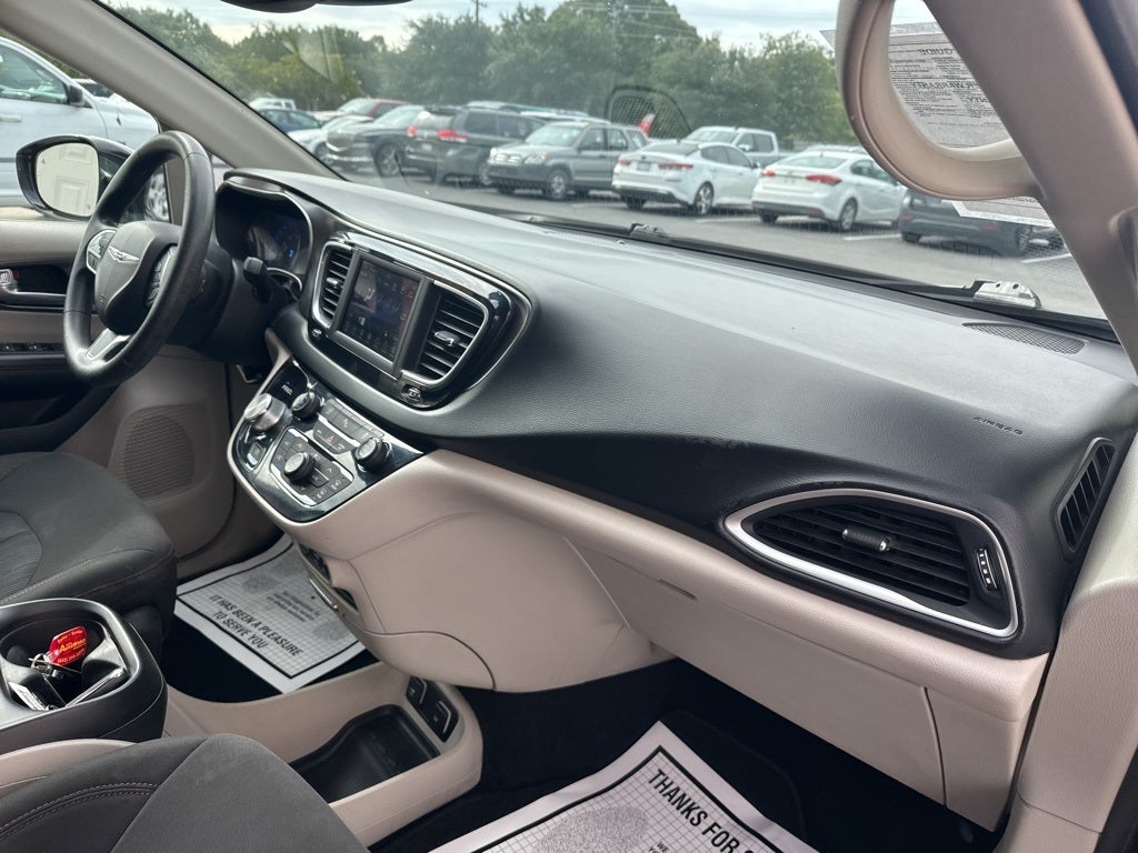 2020 Chrysler Pacifica Touring