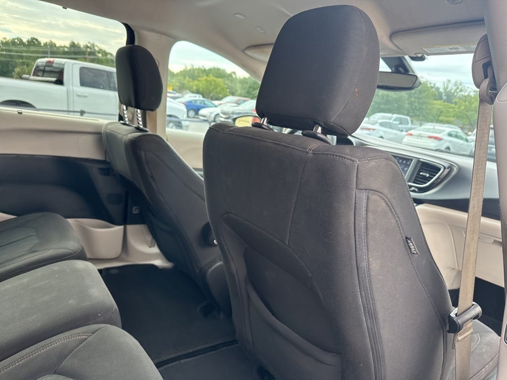 2020 Chrysler Pacifica Touring