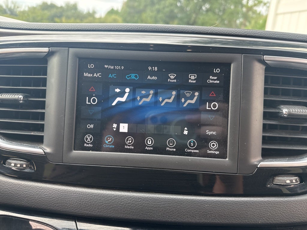 2020 Chrysler Pacifica Touring