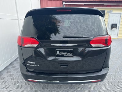 2020 Chrysler Pacifica Touring