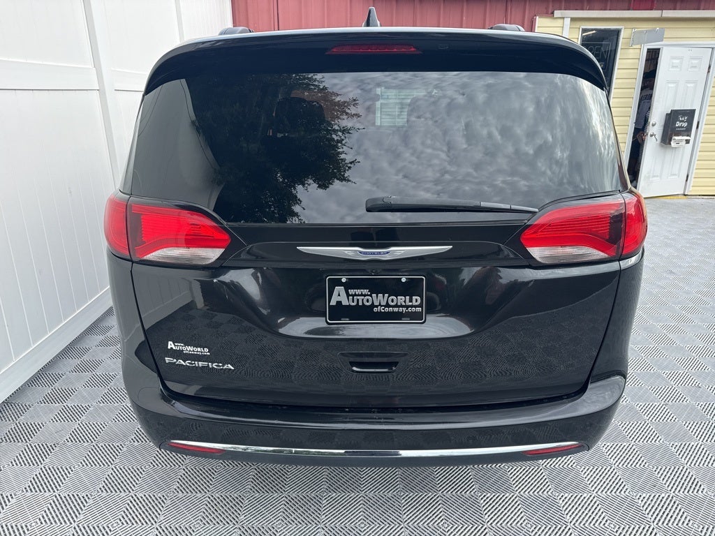 2020 Chrysler Pacifica Touring