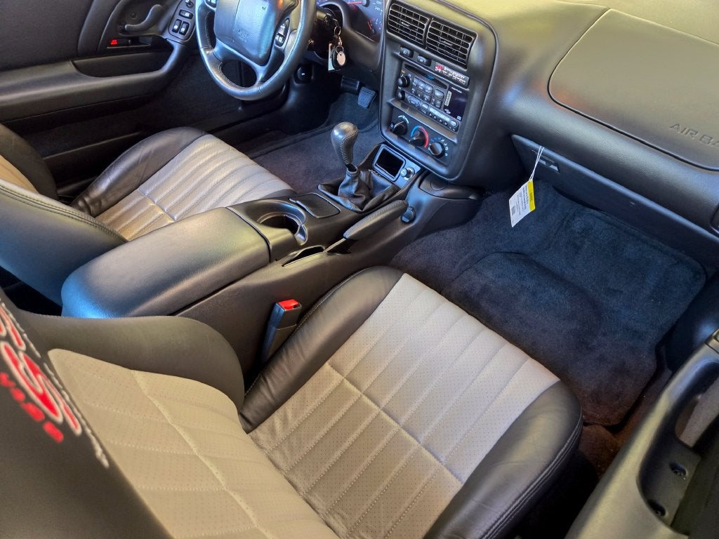 2002 Chevrolet Camaro SS 35th Anniversary