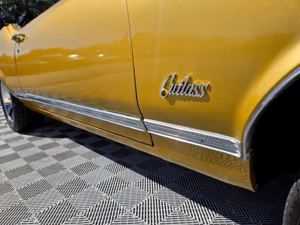 1970 Oldsmobile Cutlass Convertible