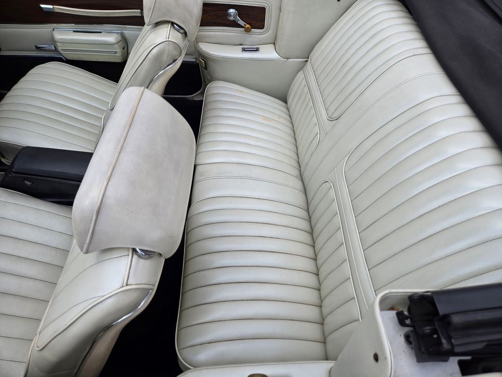 1971 Oldsmobile Cutlass Convertible