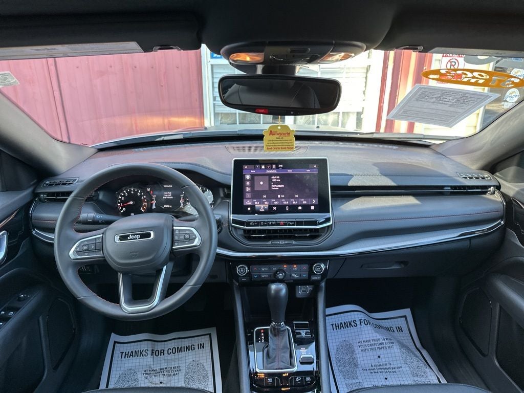 2025 Jeep Compass Trailhawk