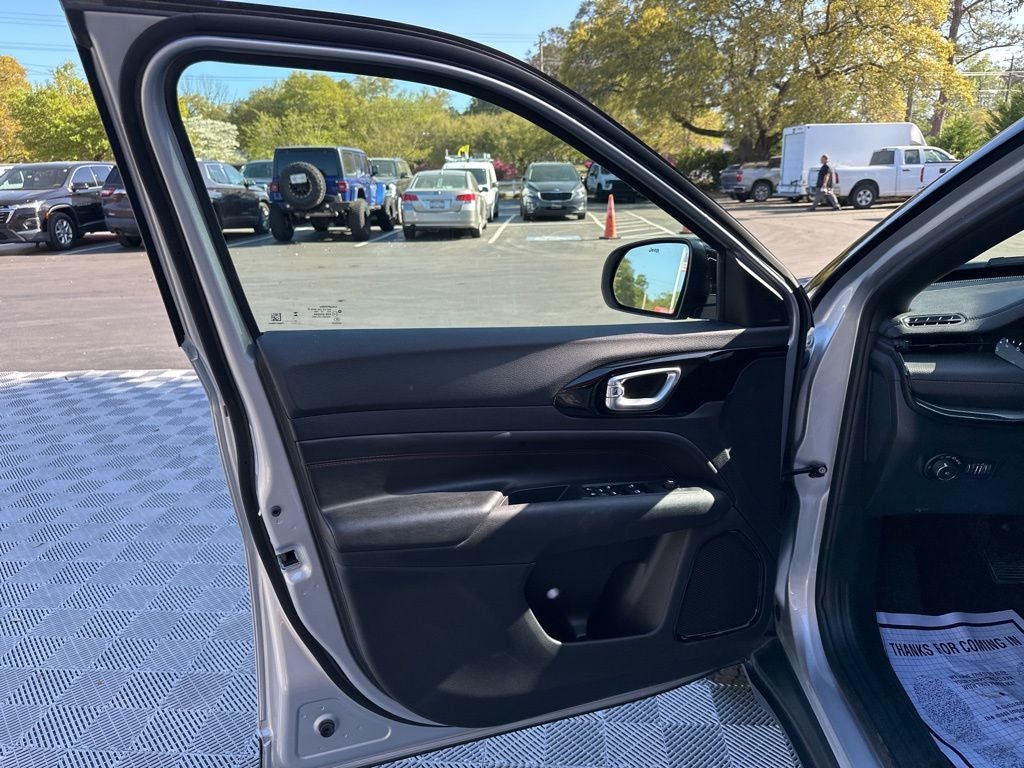 2025 Jeep Compass Trailhawk
