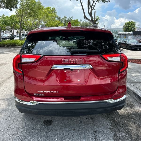 2022 GMC Terrain SLT