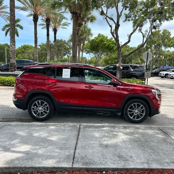 2022 GMC Terrain SLT