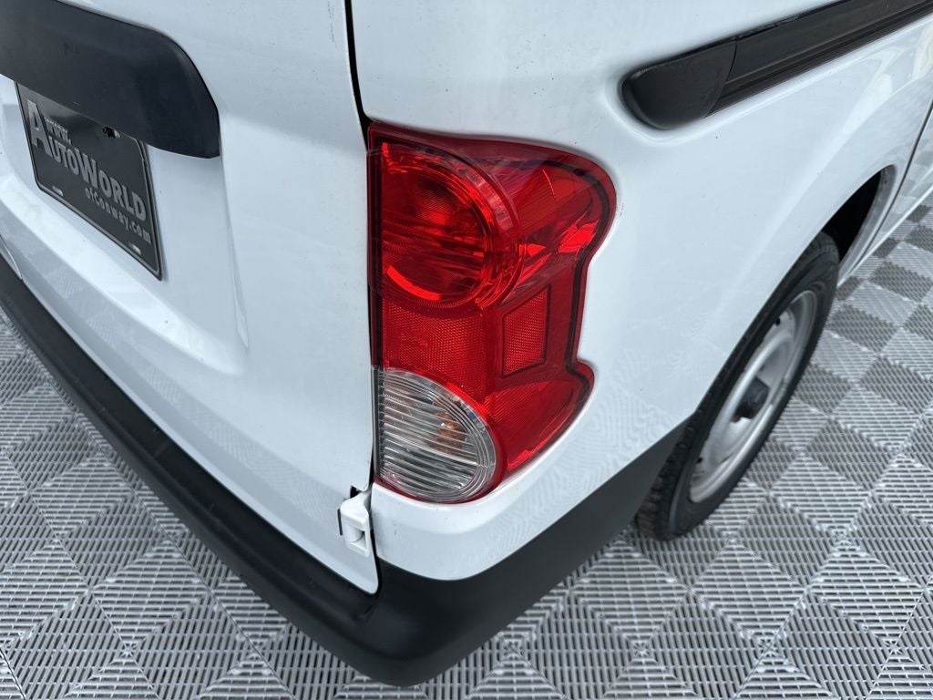 2019 Nissan NV200 S