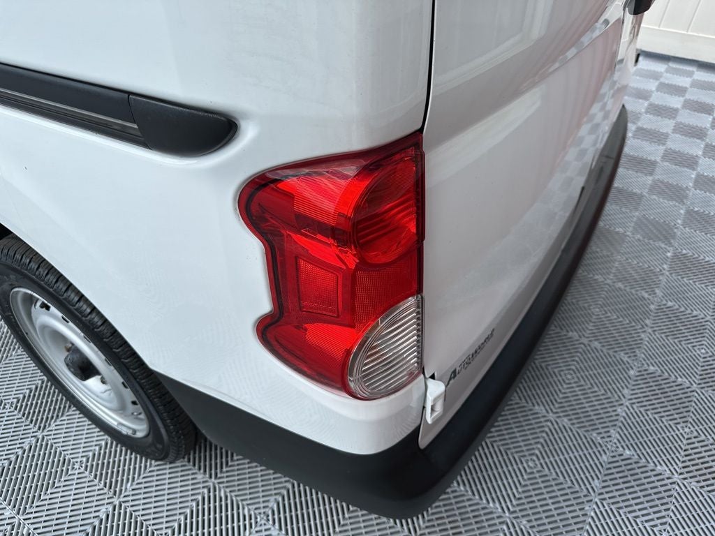2019 Nissan NV200 S
