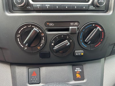 2019 Nissan NV200 S