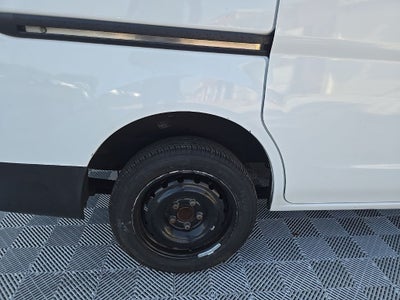 2021 Nissan NV200 S