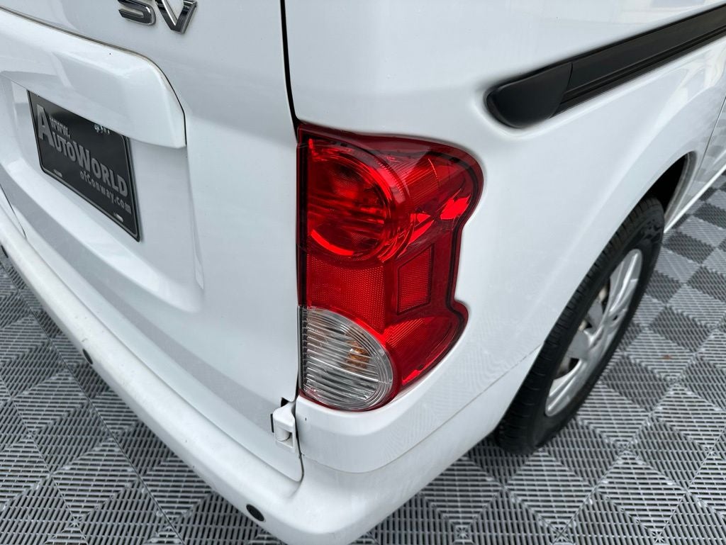 2020 Nissan NV200 SV