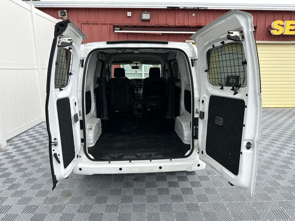 2020 Nissan NV200 SV