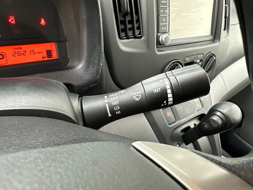 2020 Nissan NV200 SV