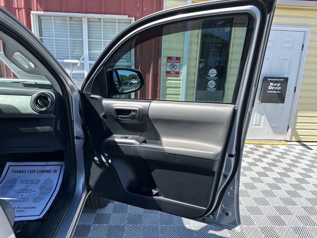2019 Toyota Tacoma SR5 V6