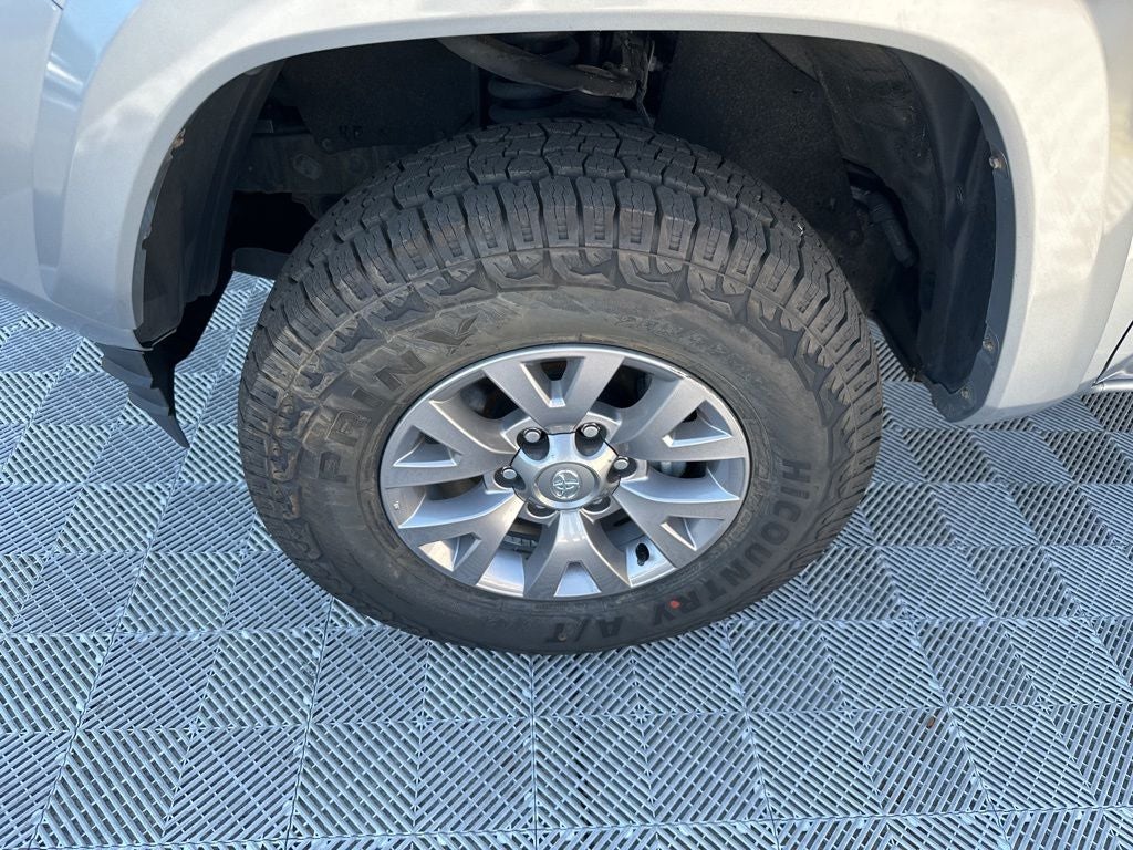 2019 Toyota Tacoma SR5 V6