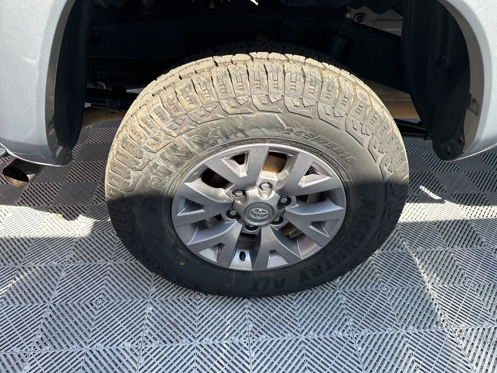 2019 Toyota Tacoma SR5 V6