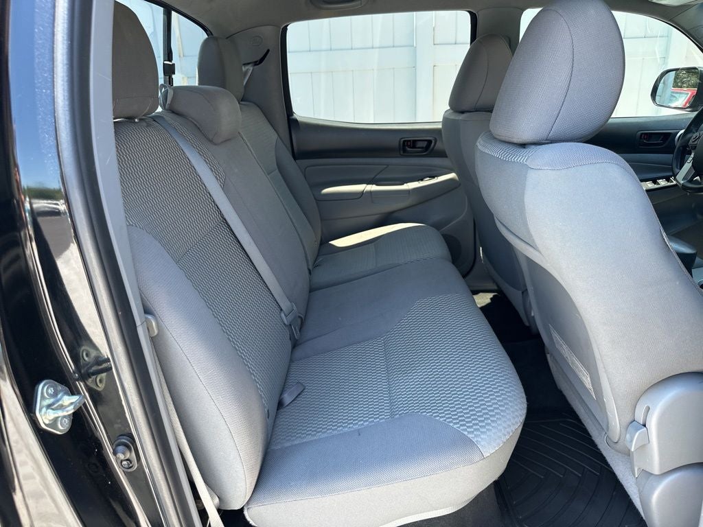 2015 Toyota Tacoma Base V6