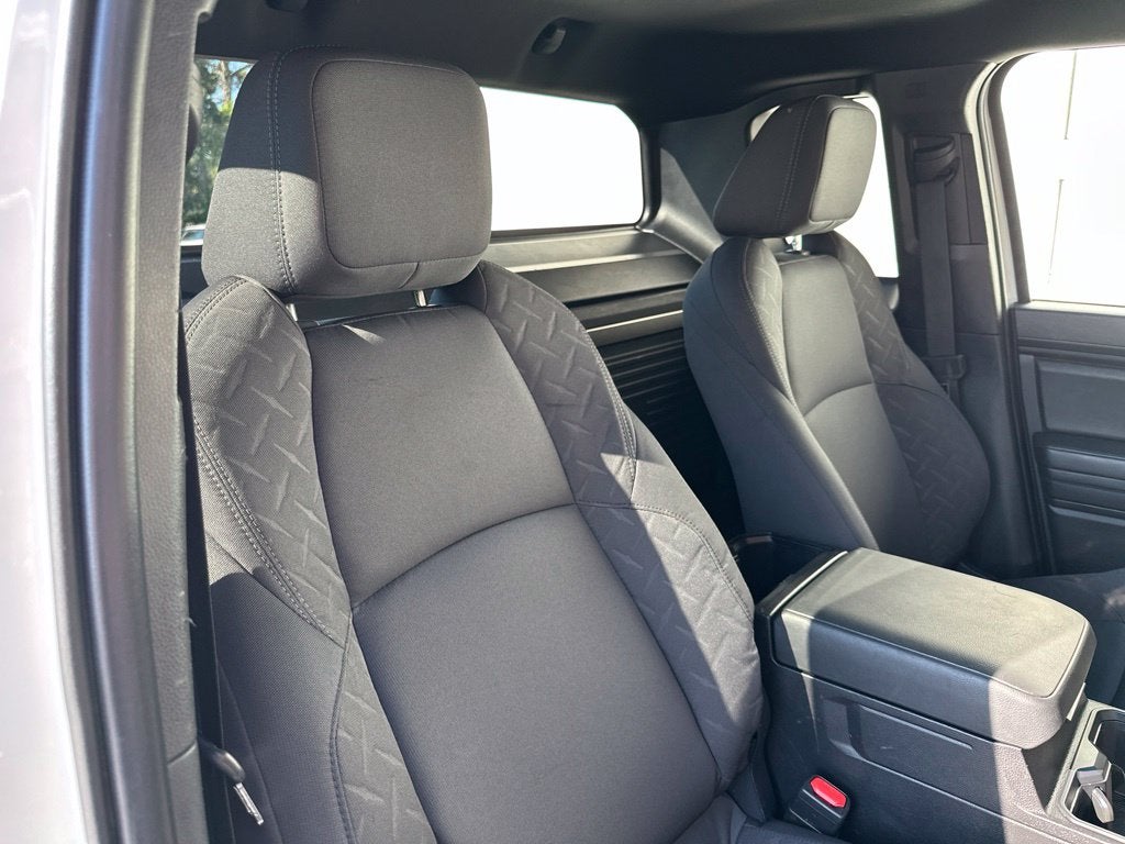 2025 Toyota Tacoma SR