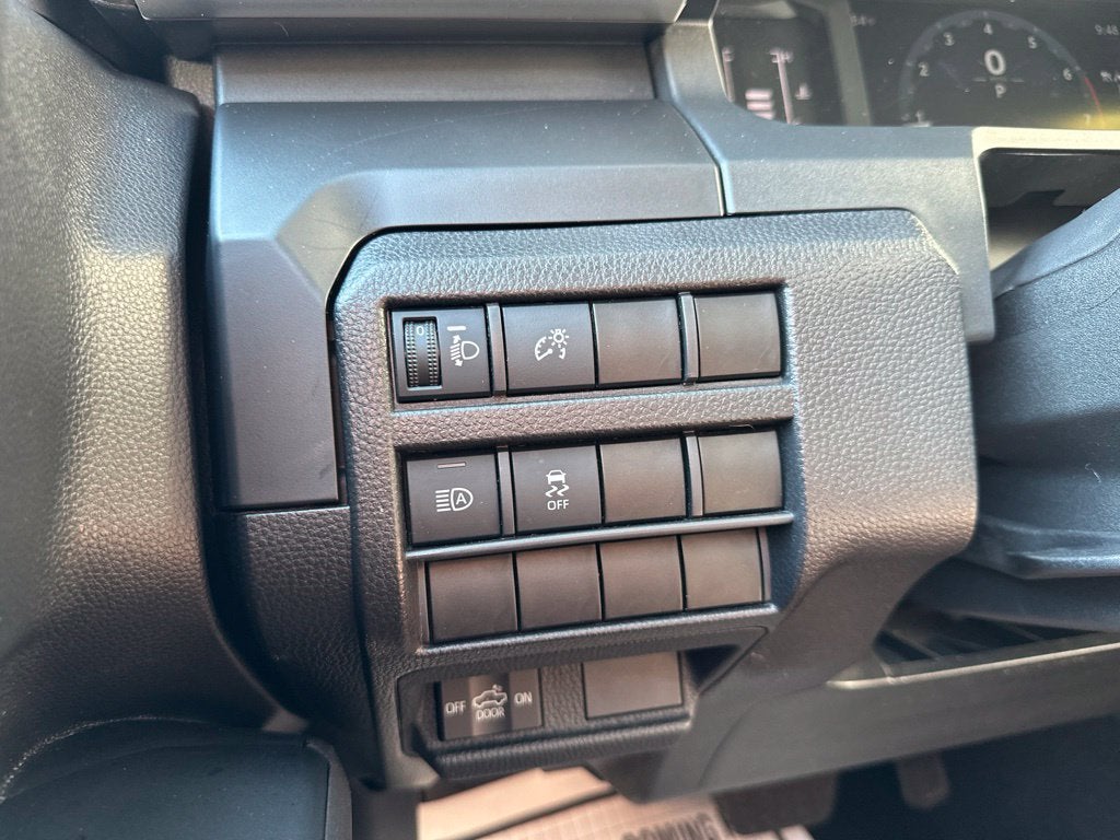 2025 Toyota Tacoma SR