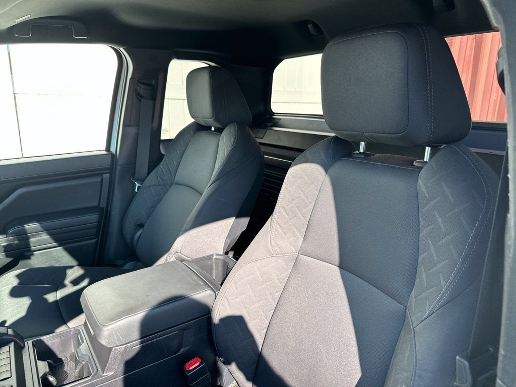 2025 Toyota Tacoma SR