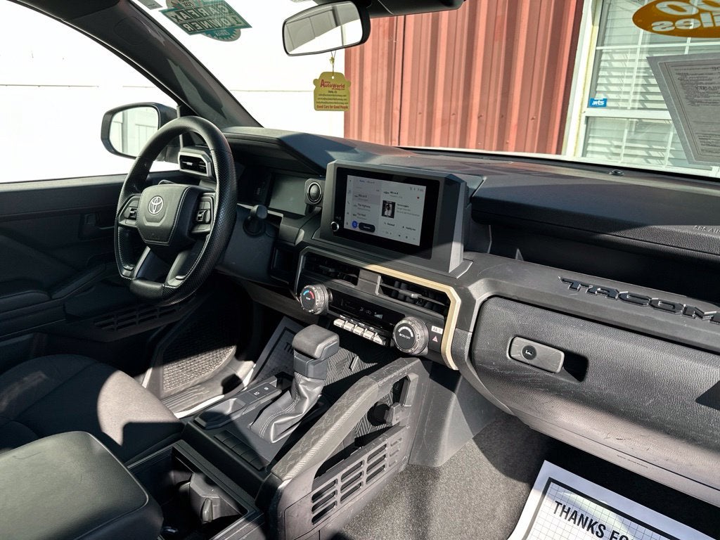 2025 Toyota Tacoma SR