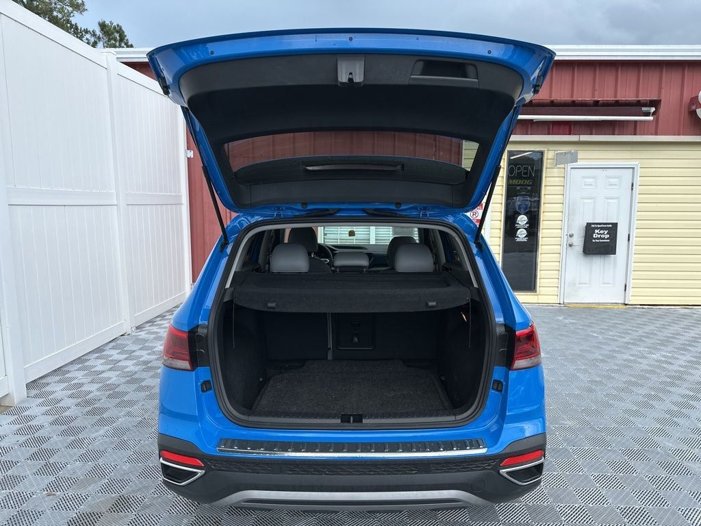 2023 Volkswagen Taos 1.5T SE