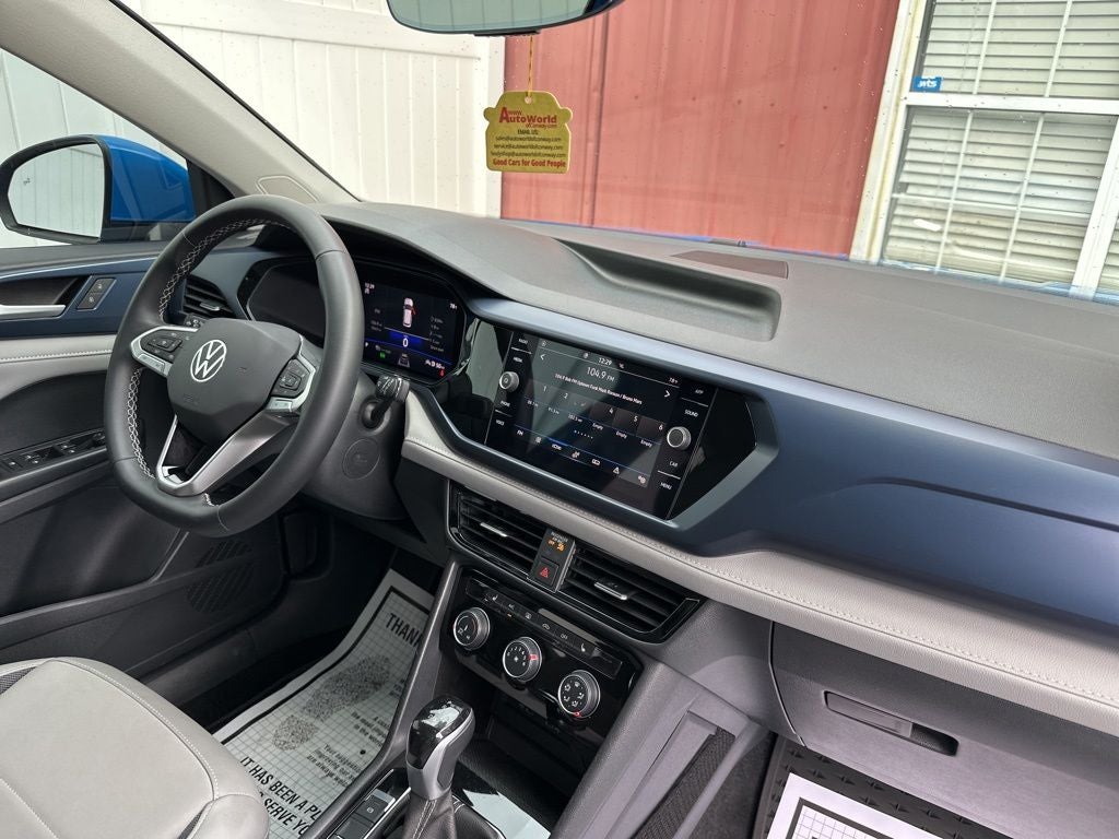 2023 Volkswagen Taos 1.5T SE