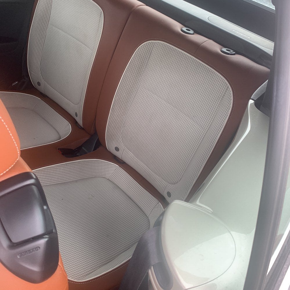 2015 Volkswagen Beetle Base