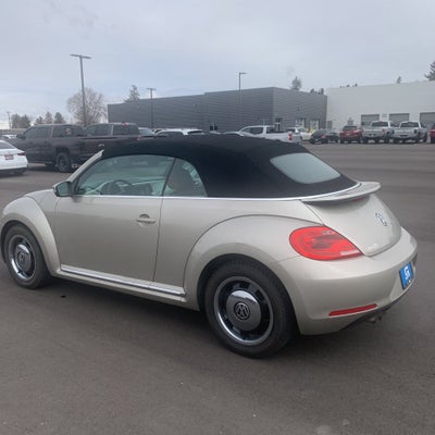 2015 Volkswagen Beetle Base