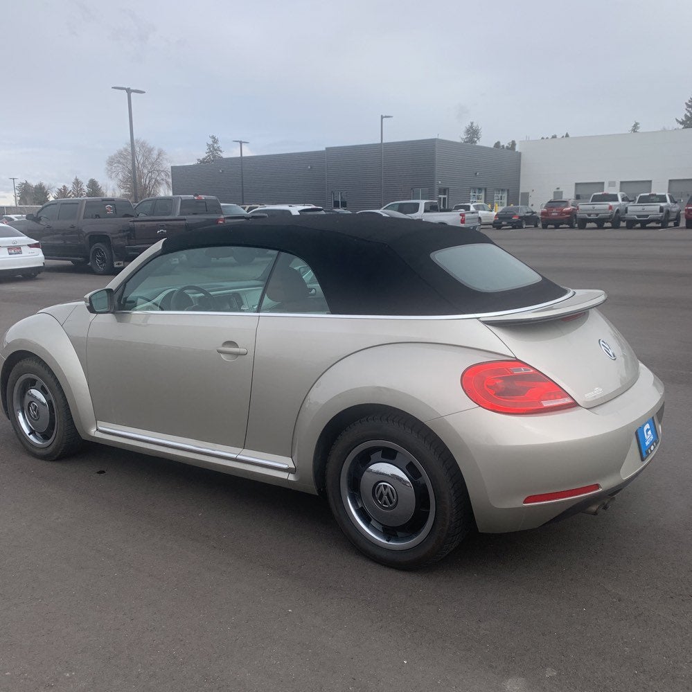 2015 Volkswagen Beetle Base