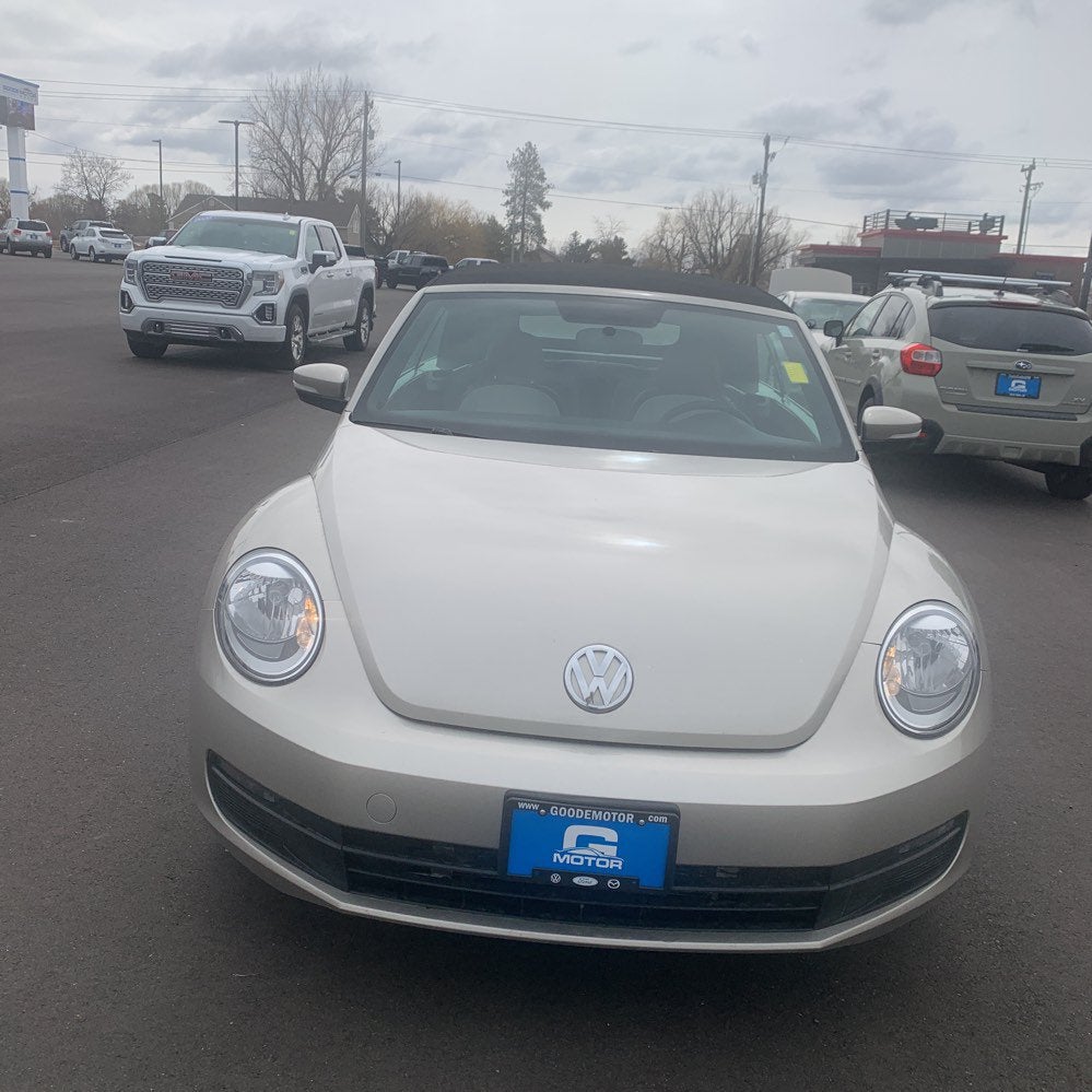 2015 Volkswagen Beetle Base