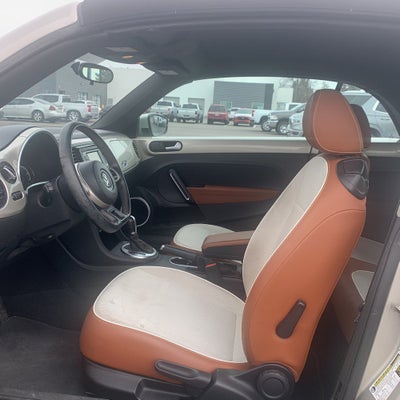 2015 Volkswagen Beetle Base
