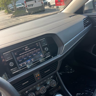 2022 Volkswagen Jetta 1.5T SE