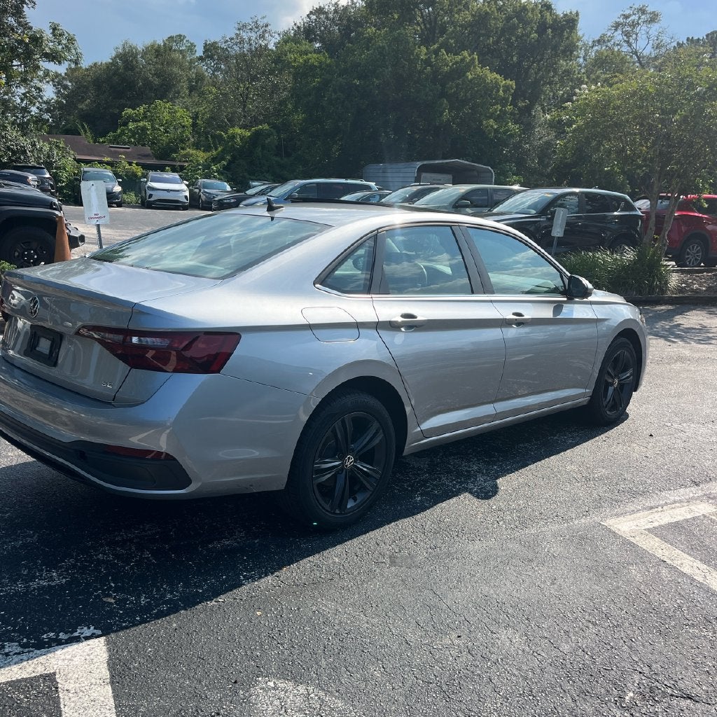2022 Volkswagen Jetta 1.5T SE