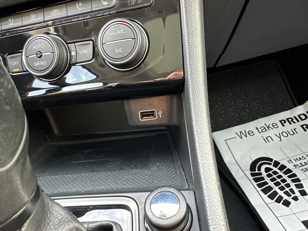 2020 Volkswagen Jetta SEL Premium