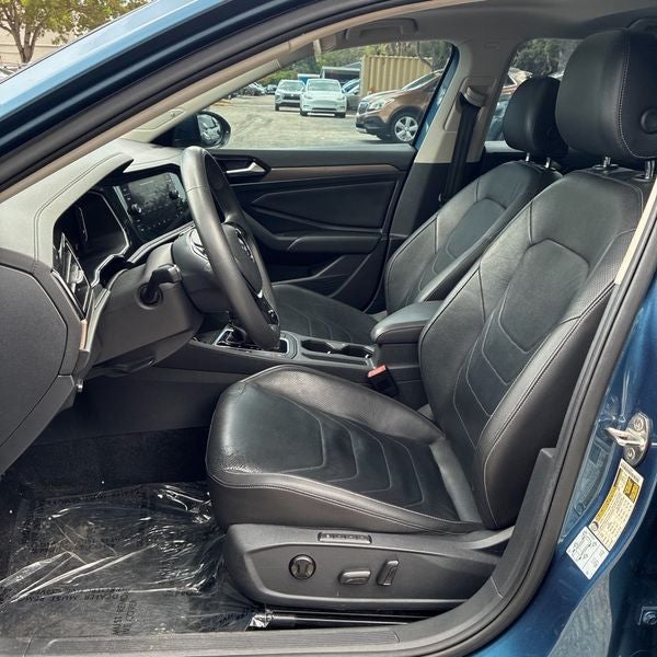 2020 Volkswagen Jetta SEL Premium