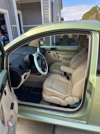 2009 Volkswagen Beetle 2.5L Black Tie Edition