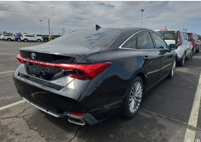 2019 Toyota Avalon Base